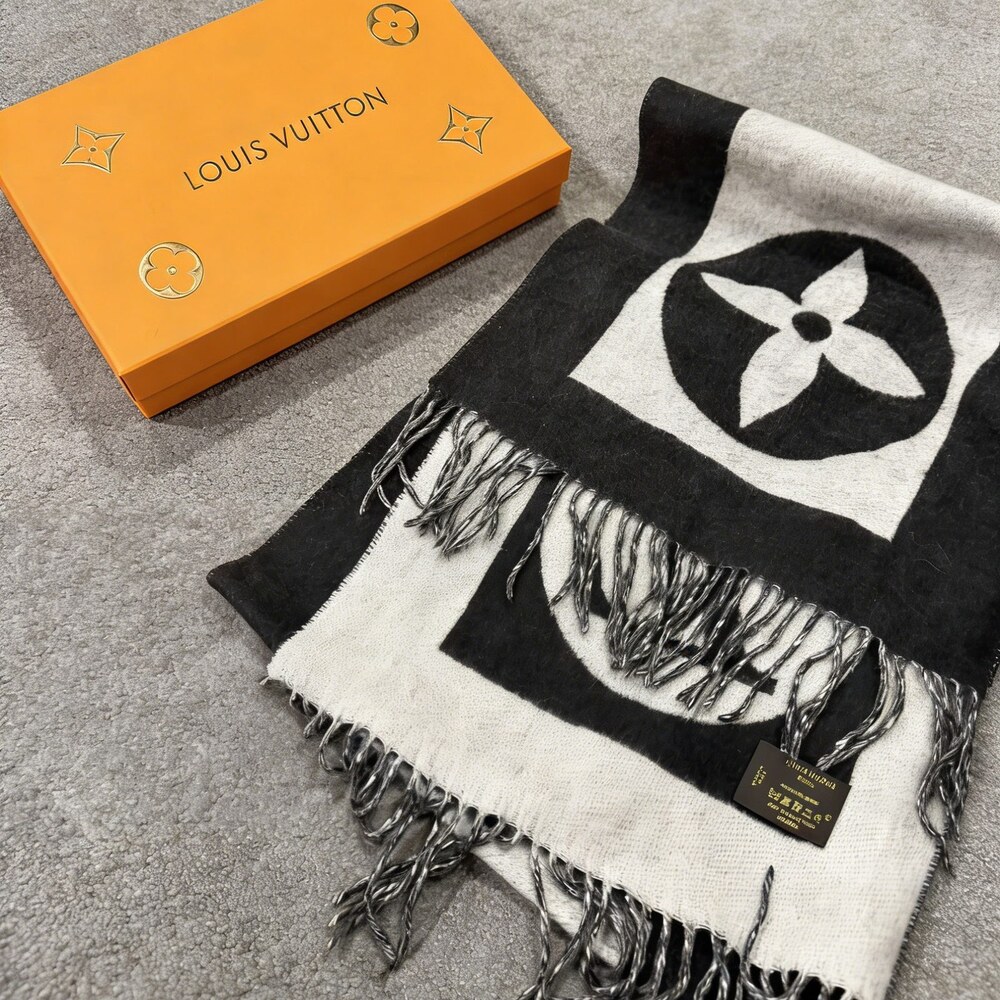Louis Vuitton Black Cream Giant Flower Fringe Scarf